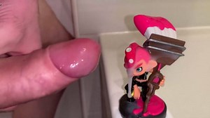 Hotglue: Octoling Boy amiibo