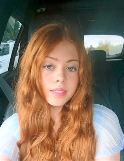 I do have a full length version of my cover of Spooky (Dusty Springfield) if anybody would like to hear it 🎶 | Scarlett