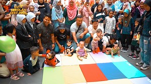 Kalau nak beri pendedahan kepada anak dan biasakan mereka untuk bersosial, biarlah dari kecil. Cara paling fun dan mudah untuk buat mereka lebih berkeyakinan dan mampu menyerlahkan potensi sebenar mereka adalah dengan menyertai program untuk kanak-kanak. Waktu inilah, kita dapat lihat segala bakat yang ada dan anak-anak pun seronok untuk berdepan dengan ramai orang. Grup Family & Parenting telah mengadakan Cuti Sekolah Fest 2024 sekitar bulan Februari yang lepas di KSL Esplanade Mall, Klang deng