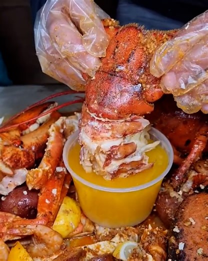 149K views · 925 reactions | What's on the menu tonight? 殺 | FOODbible | Facebook