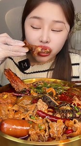 283K views · 4.9K reactions | ASMR Mukbang Pedas Gila Banget Yummy Makanan Korea Mie Kuah Udang Ayam Makecoh | Srey Mab | Facebook