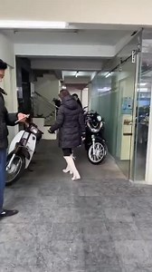 1.5K views | Mới về: Honda SH Mode 2021 và SH 125 ABS 2020... dành cho ae đam mê. Ai có nhu cầu gọi ngay 0976555223 (zalo, sms). Đc: 52 Chùa Hà, Cầu Giấy, Hà Nội. | Xe Máy Hoàng Kiên - 52 Chùa Hà - Cầu Giấy Hà Nội | Facebook