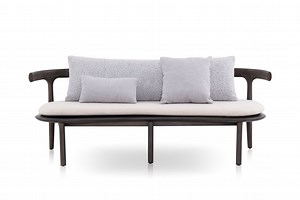 [Hot Item] Contemporary Lounge Chair Featuring Ash Wood and PVC Leather