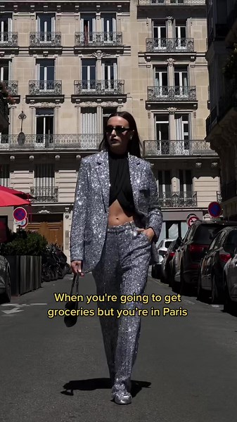 When you're going to get groceries but you’re in Paris #paris #fashion