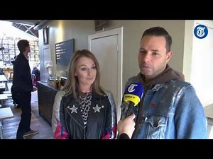 Fred naakt op catwalk