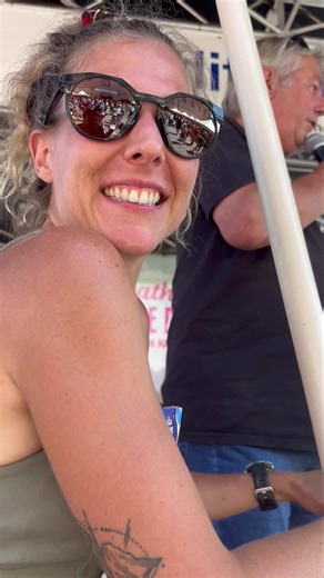 Émilie termine 2eme au classement scratch du Marathon du Vignoble d'Alsace. Magnifique. Jusqu’en 1984, cette discipline était interdite aux femmes. Trop dangereuse disait on . Dingue non ? | Patrick Montel