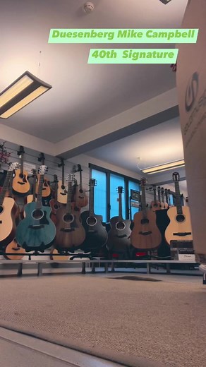 #unboxing #unboxingvideo #duesenberg #duesenbergguitars #mikecampbell #guitarist #staydampi #dampi #goldmusic | Daminelli Pietro | Facebook