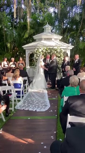 Grand Salon Reception Halls & Ballrooms on Reels