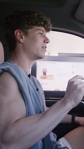 Clean bodybuilding fast food order with Casey Kelly - Chickfila Edition 🐔 #fitness #bodybuilding #gains #nutrition #food | Muscle & Strength