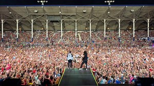 519K views · 10K reactions | iowa: sold out + very loud. | Dan + Shay | Facebook