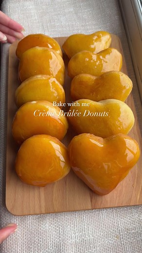 Delicious Crème Brûlée Donuts Recipe