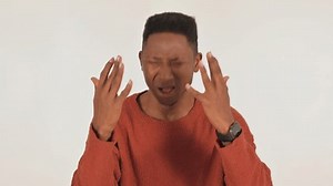 Portrait de jeune homme africain frustré : vidéo de stock (100 % libre de droit) 3676250179 | Shutterstock