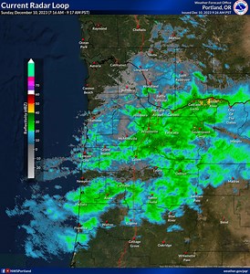 🌧️ Current radar imagery as of 9 AM Sunday shows rain beginning to move southward as a front pushes through. Expect showers to linger through this afternoon and gradually diminish later in the evening. Relatively drier weather is forecast for tomorrow! | US National Weather Service Portland Oregon