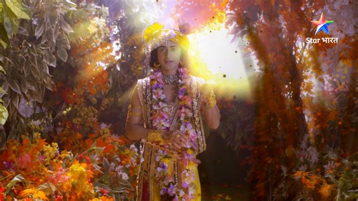 Krishn kehte hain, ki pati-patni ke sambandh mein pati ka arth swami nahin, saathi hota hain. Uska kartavya hai saath dena, na ki adesh dena. Ek-doosre ka sammaan hi pati-patni ke sambandh ko badha sakta hai. Dekhiye 'RadhaKrishn', Somvaar se Shanivaar, subah 7 se 9 baje, sirf #StarBharat par. #RadhaKrishn #RadheRadhe | STAR Bharat