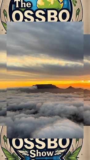 Table Mountain view above the clouds 🇿🇦 | 0SCAR