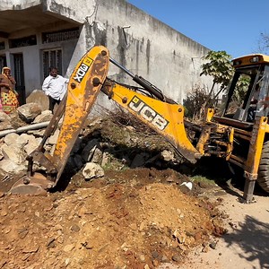 JCB 3dx Backhoe Loader Machine Loading Mud In Tractor and Stuck in Mud | Jcb Video | Smiley craft | Facebook