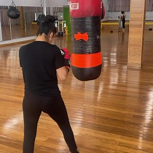 16 reactions |  @serranosisters #boxing #boxeo #boxingactive #boxingtraining #amandaserrano | Boxing Active | Facebook