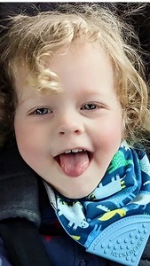 Capturing a little ones smile, teeth or no teeth is precious, and makes us smile as parents . As ‘parents’ of @cheekychompers we love seeing your little Cheeky chompers smile too ! Thank you and happy Sunday ! Love Amy & Julie xx #madewithlove #parentlife #teething #makingparentingeasier #babygift #awardwinning #buywomenbuilt | Cheeky Chompers