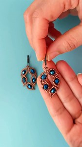 44K views · 769 reactions | FREE TUTORIAL LINK IN THE COMMENTS . Subscribe Sonysree Creations & Beadicted Girl YouTube Channels on YOUTUBE #earrings #necklace #bracelet #beadedbracelet #sonysreecreations #howto #beading #youtubetutorial #diy #beadedjewelry #beadednecklace #jewelry | Sonysree Creations | Facebook