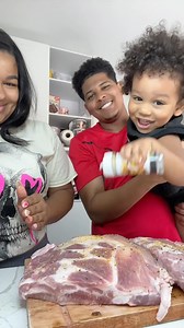 6.2K reactions · 123 comments | Preparando el almuerzo del fin de semana para mi familia ❤️‍﫶 Costillas, arroz con habichuela al estilo dominicano  Sígueme, para que no te pierdas los demás videos❤️‍ . #almuerzo #lonche #comida #rd #dominicanos #miesposo #pareja #familia #cena #republicadominicana #puertorico #usa #colombia #peru #mexico #panama #newyork #brazil #españa | Maria Nathaliaa | Facebook