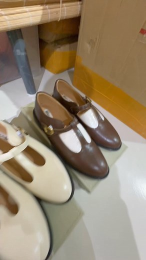 Who is a shoe addict? 🙌🏻🙌🏻✨🙃 | JAMIE