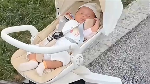 bebebus婴儿车：带娃出行轻松无忧
