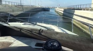 We show you how works the Dymanic Positioning System by Volvo Penta on Board an Absolute 56 Fly. #absoluteyachts #adriaticwave #dps #volvopenta #futureonboard | Adriatic Wave Group