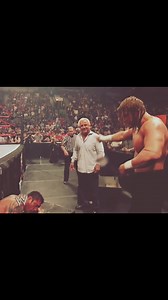 Triple H từng quên là mình đang không mặc áo 😂 | Big Fans in Vietnam - Wrestling