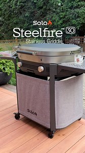 The new Solo Steelfire™ Griddle’s getting five stars from first timers and flame vets alike. Flat top. High praise. 🔥🔥🔥🔥🔥 | Solo Stove
