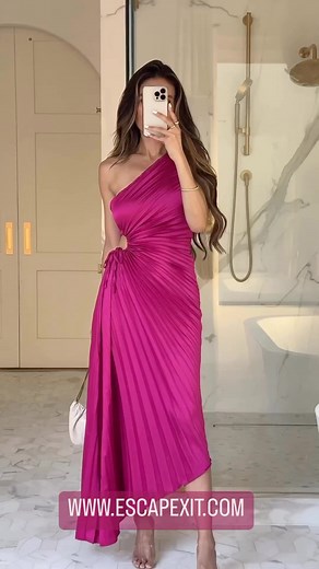 ANNA_PARIS_CHIC on Instagram: "🌞💃🏻SUMMER SALE!!!@ESCAP_EXIT!!! • 🎁Use the promo code COCO and buy any product with a 15% discount!!!👏 . 🛍️You can place an order by 👉WWW.ESCAPEXIT.COM✅ • By: @escap_exit🫶🏼 — ❤️WWW.ESCAPEXIT.COM"