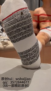 #白蛟 #tk #强取 合集8个视频，优质s调教优质小狗，踢档，舔🦶，tk白袜，已作图，可打包可单卖，已同步更新至电报tk会员群，联系方式见@tkzhuying1