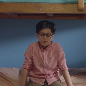 Tumhe jeena hoga Priyanshu! Episode 6 of ‘Hum Do Teen Chaar’ releasing tomorrow on Amazon miniTV, Amazon shopping app par. Woh bhi bilkul FREE! #AmazonminiTV #HumDoTeenChaarOnminiTV #Comedy #WebSeries #WatchFree #BiswaKalyanRath #SumukhiSuresh Biswa Kalyan Rath Sumukhi Suresh | Amazon MX Player | Facebook