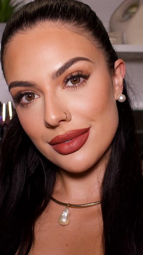 With a pop of color and nostalgic 90’s flare, our newest Amelie Collection will take you back to the hottest summer vibes of the decade! 📺⚡ Take a peek at what the collection has to offer.. 😻 #EyecandysAmelia #VintageSummerVibes #NewCollection | Eyecandys.com - Circle Lenses & Colored Contacts