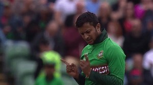 All teams have now played eight games. Here's what the Hotstar CWC19 Dream11 points look like! Shakib-Al-Hasan 452 Aaron Finch 361.5 Rohit Sharma 354.5 Joe Root 353.5 Mitchell Starc 344 Who do you have in your team? Head to icc.dream11.com to take part! | ICC - International Cricket Council