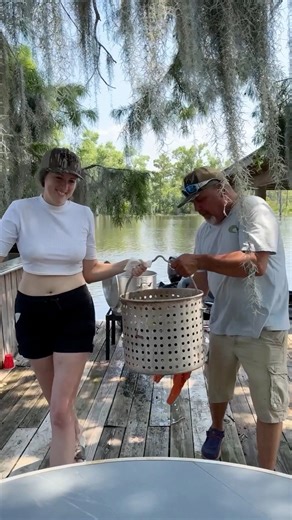114K views · 2.8K reactions | Louisiana blue crab boil in one minute! #crabs #Louisiana #seafood #reels | Anna The Archer | Facebook