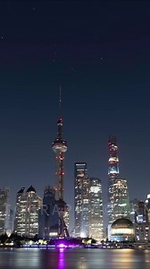 The photographer captured the mesmerizing star trails in the night sky over the Bund, where the starlight harmoniously blended with the glow of neon lights. 🌃✨⁠ ⁠ ⁠ ⁠📷: ⁠ 阿宁 ⁠ ⁠⁠Show the beauty of Shanghai you captured and tag #ipshanghai to be featured.⁠ ·⁠ ·⁠ ·⁠ ·⁠ ⁠ #ipshanghai #landscape #exposure #landscapephotography #shanghai #glowing #sunset #sky #beauty #startrail #light #night #starnight #huangpuriver #neon #neonlight | IP SHANGHAI