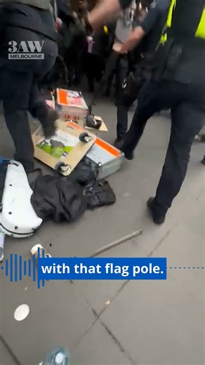 Two buskers have called out the thugs who attacked them and destroyed their equipment as a pro-Palestine protest turned ugly in the CBD yesterday. FULL STORY 👉 https://nine.social/NRg | 3AW Melbourne