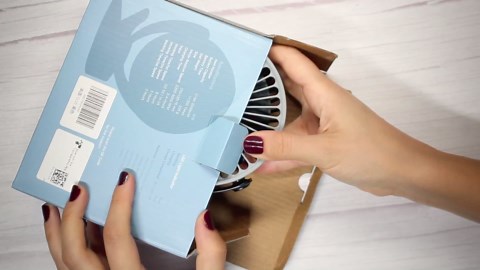 TYZU 5 Inch Clip on Fan, 3-Speed Desk Fan, 2500mAh Battery Operated Portable Stroller Fan with Strong Clamp, Small Dorm Fan with Strong Airflow, 360°Rotate, Quiet USB Fan for Bed Office Treadmill