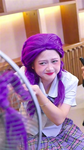 😨✨ She Took Everything... Even Her Hair #lilymeow #lilymiumiu #couplegoals #schoolcrush #schooldrama