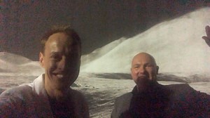19 reactions | Daan Roosegaarde is on the moon with André Kuipers! Ready for the launch of our Space Waste Lab in Almere Friday 20.00. https://kaf.nl/expo/space-waste-lab/ #welcome #spacewastelab #weekendvandewetenschap | Studio Roosegaarde | Facebook