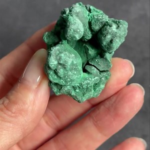 4 comments | Fabulous raw Malachite  €16 plus €3.95 p&p ...