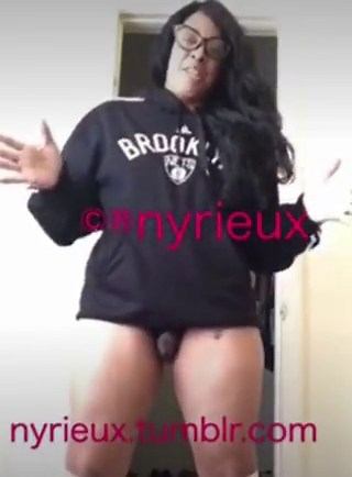 RT @NyRieux: 🫣😛 #WaybackWednesday #bellasodrippy