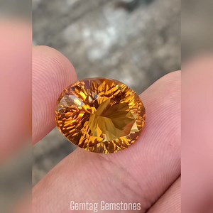 Mandarin Orange Citrine Natural 😍 One of the most beautiful color Citrine stone Natural Original Oval laser cut Beautiful piece AAA quality 😍 Origin : Brazil Weight : 14.70 carats wa.me/00923219062818 WhatsApp 📞 | Gemtag Gemstones