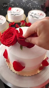 3.5K views · 47 reactions | Heartwarming ❤️ Valentine's Day Cakes to make your love story even more sweeter & special! Express your love! ❤️ and make this Valentine's Day a memorable one. Available at #liklaexclusiveoutlets or DM for orders! --------- #valentinespecial #valentinecakes #monthoflove #valentineday #valentinevideo #valentinereels #valentinereel #reels #reelvideo | Likla | Facebook