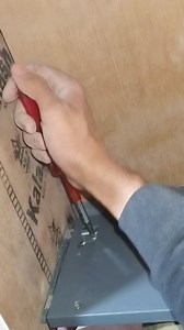 2.5K views | "Apne kitchen ko modern aur organized banane ke liye Tandem Box ka sahi tarike se installation kaise karein? Is video mein aapko step-by-step guide milegi jo aapke kitchen setup ko aur bhi stylish aur functional bana degi. Agar aap interior design ya furniture fitting se jude videos dekhna chahte hain to hamare page ko follow karein! ✨" #KitchenDesign #InteriorTrends | Salim Khan | Facebook