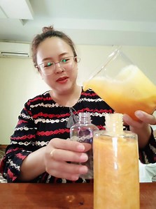 32K views · 496 reactions | Shower နှစ်မျိုး Online Class (အသေးစိတ်) Fees ... 300000Ks Online Class. က မသင်ရသေးတဲ့သဘောဖြစ်သွားတယ် 16/17 အပြီးသင်မယ်ရှင် | Athet Htet Sone - ဆပ်ပြာဆီလုပ်ငန်း | Facebook