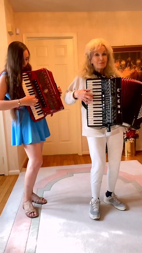 La Cumparsita with Nancy #nancyleonard #elenastenkina #accordion #AccordionLife #AccordionPlayer #MusicTshirt #AccordionLove #fblifestyle | Accordion Club