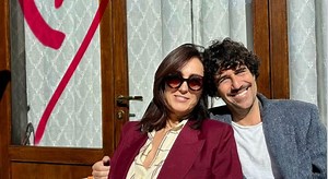 Gli auguri virali di Guido Maria Brera a Caterina Balivo: «Nemmeno Valentino Rossi se li porta così bene»