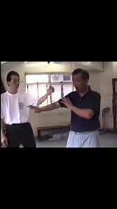 Grandmaster Ip Ching explained Chum Kiu . Huen sau mistakes . | Samuel Kwok