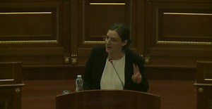 "Shpifje", Momenti kur Rizvanolli i replikon Krasniqit | Gazeta Express